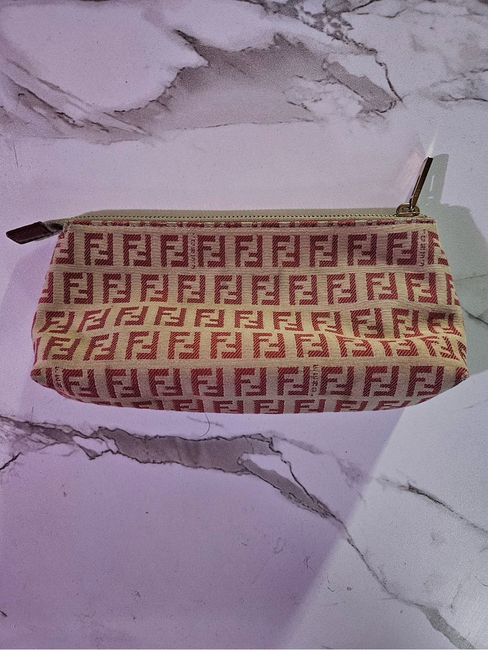 Vintage Fendi Small Pouch with Burgundy Leather Logo Patch and Beige Lining - Picture 5 of 9